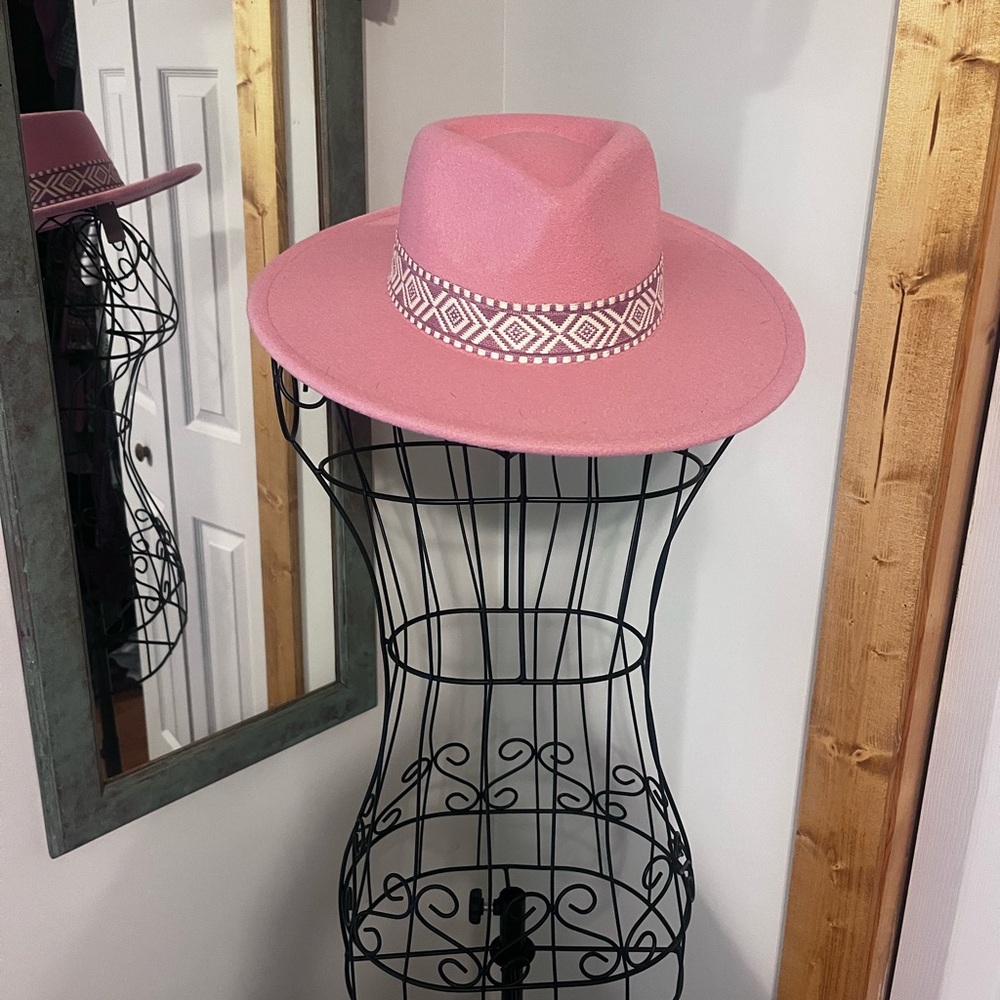 Pink Wide-Brim Hat with Geometric Band